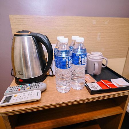 ฮาร์เบอร์ โฮเต็ล พีเจ 21 Hotel เปอตาลิงจายา ภายนอก รูปภาพ