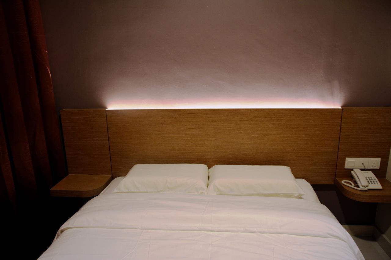 ฮาร์เบอร์ โฮเต็ล พีเจ 21 Hotel เปอตาลิงจายา ภายนอก รูปภาพ
