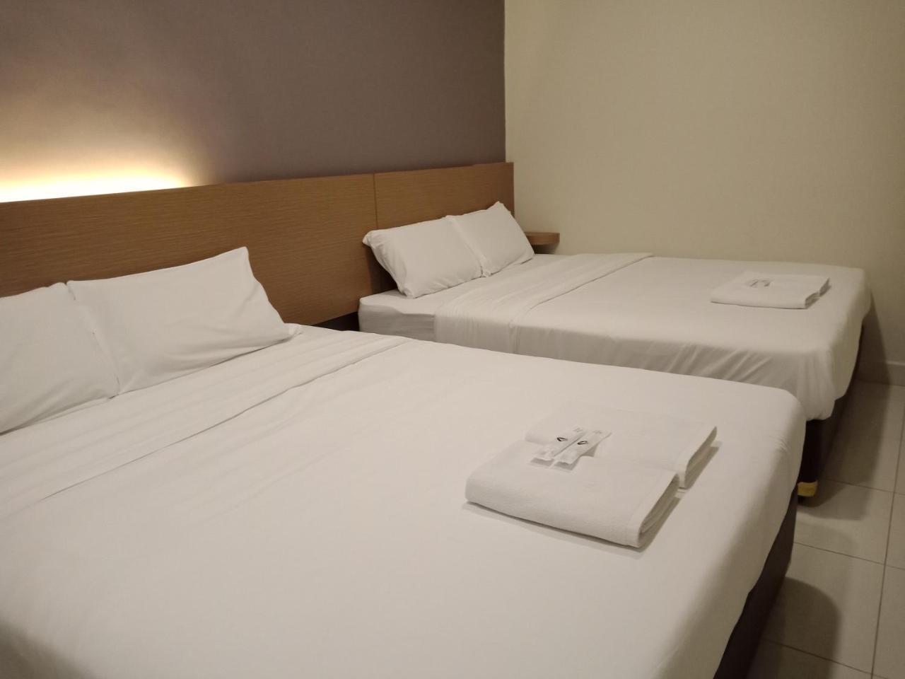 ฮาร์เบอร์ โฮเต็ล พีเจ 21 Hotel เปอตาลิงจายา ภายนอก รูปภาพ