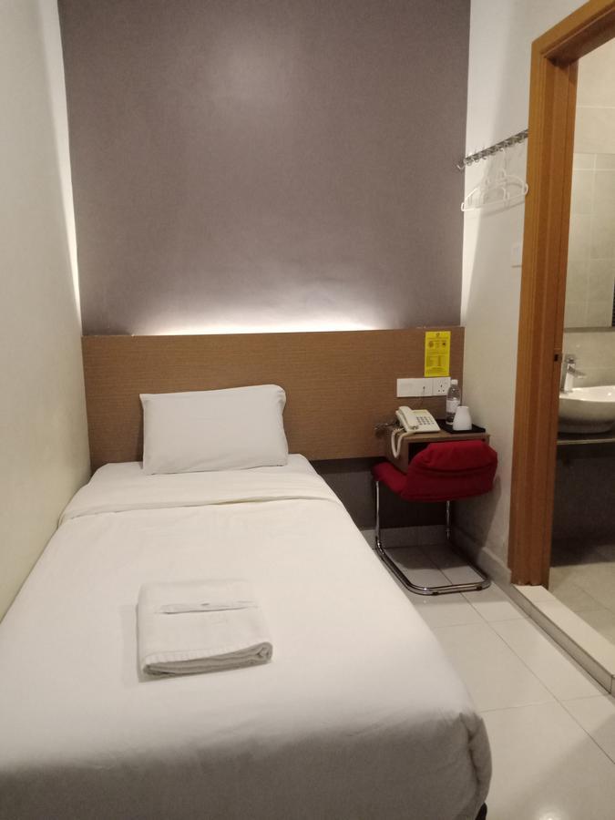ฮาร์เบอร์ โฮเต็ล พีเจ 21 Hotel เปอตาลิงจายา ภายนอก รูปภาพ